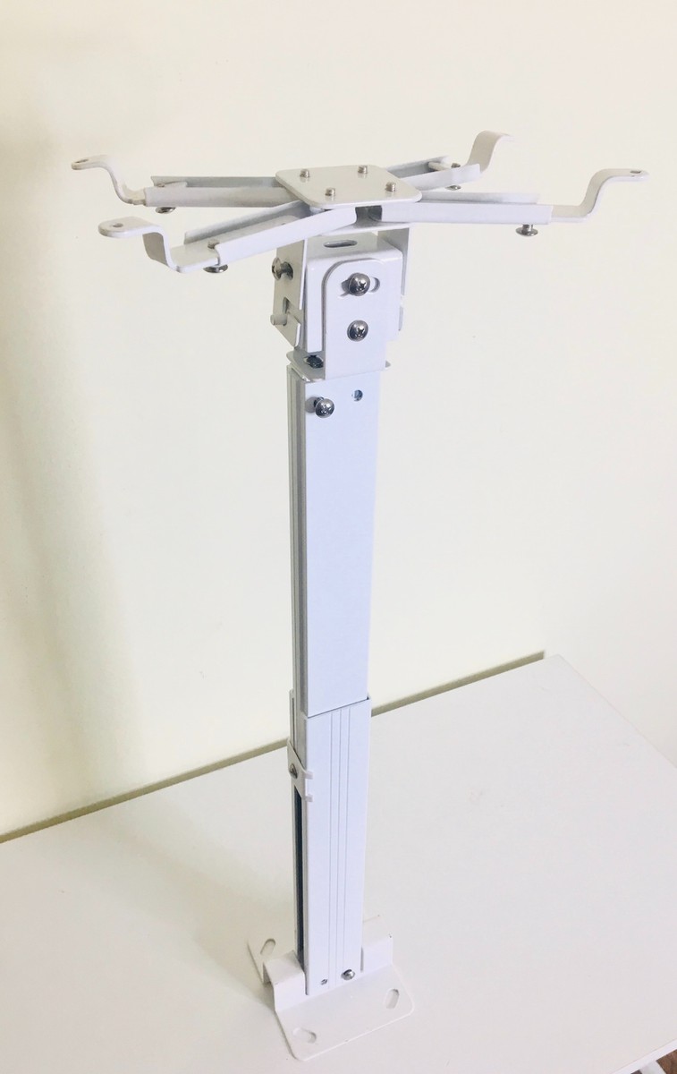 Giá treo máy chiếu đa năng (0.6M)