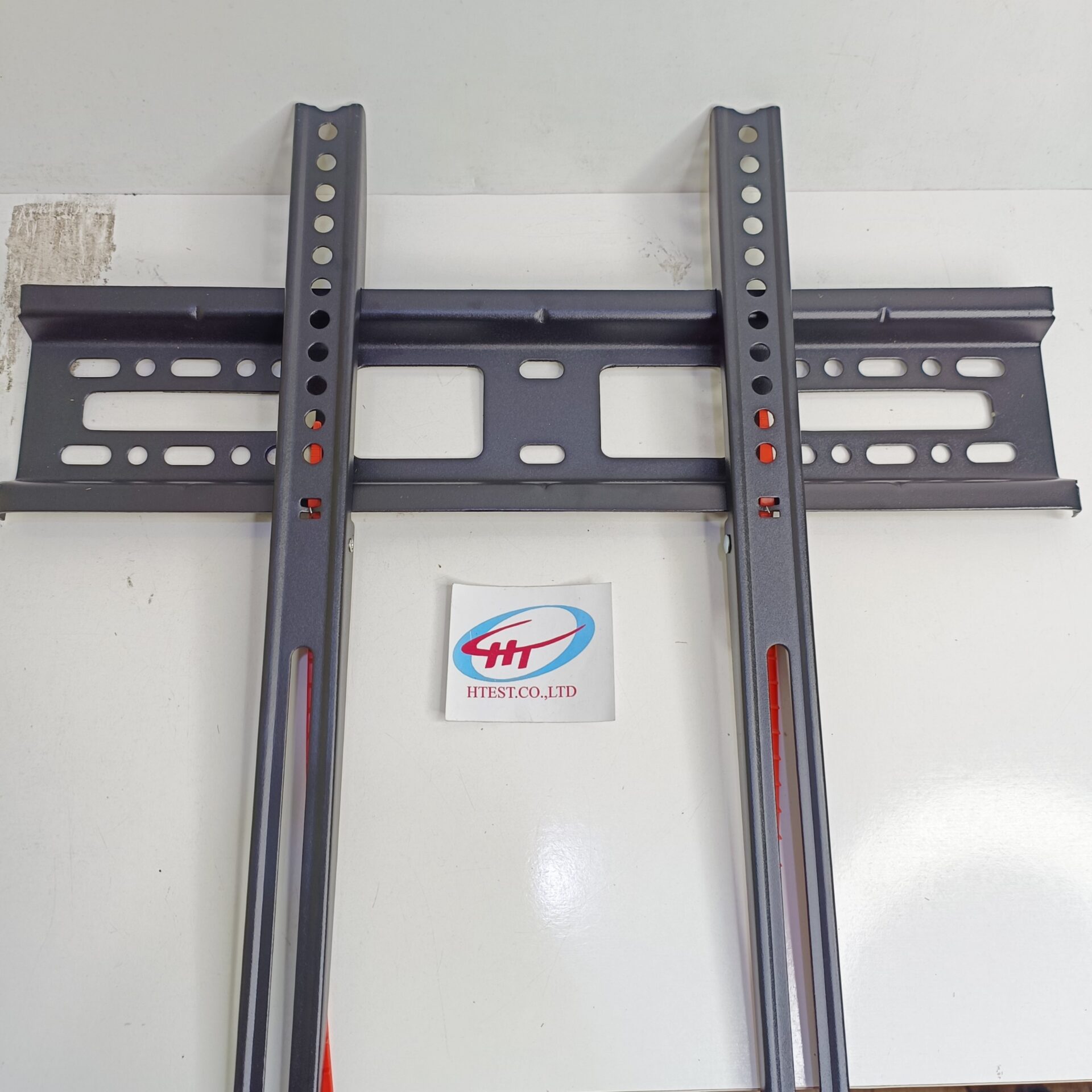 Giá treo TV ErgoTek sát tường siêu mỏng 32″ – 60″ inch – Mã E92